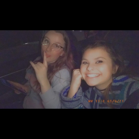 Rachel 🥳😘😇🐶🤩💕💗 - Picture 3 of 8